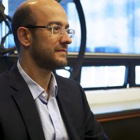 Seguir el ejemplo positivo de las energías renovables